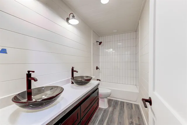 $499,900 | Undisclosed Address, Lockhart, TX 78644