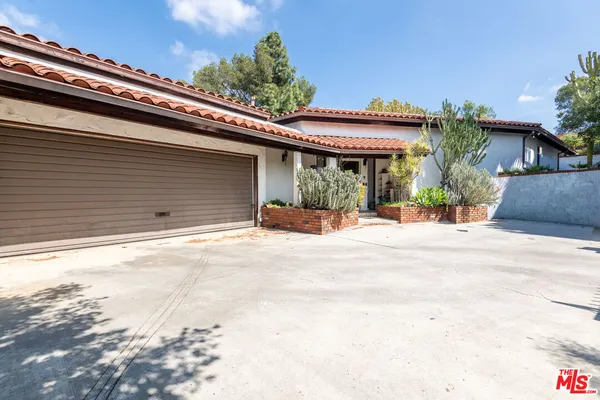 $2,890,000 | 1458 Sutherland Street, Los Angeles, CA 90026