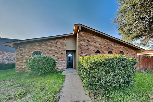 $2,245 | 5045 Nash Drive, The Colony, TX 75056