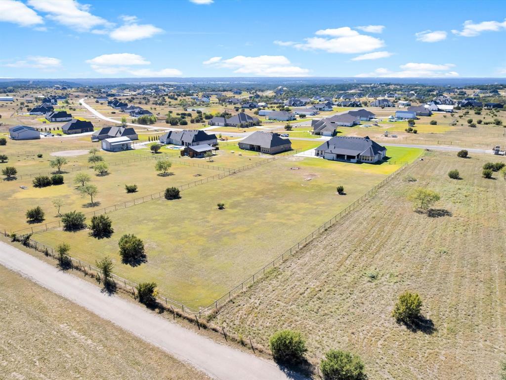 2005 Ellis Ridge Drive Weatherford, TX 76087 - Photo 38 of 40
