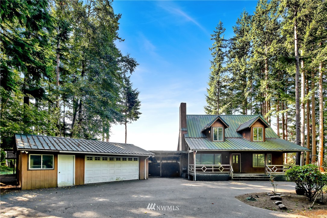 2587 Birch Bay Lynden Road Custer, WA 98240 - Photo 1 of 39 front view of a house with a street