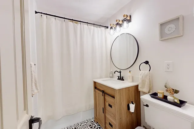 $1,790,000 | 22 Old Cambridge Turnpike, Lincoln, MA 01773