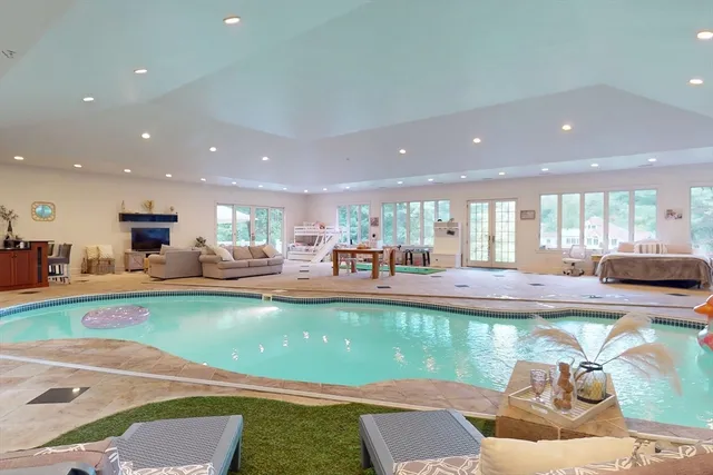 $1,790,000 | 22 Old Cambridge Turnpike, Lincoln, MA 01773