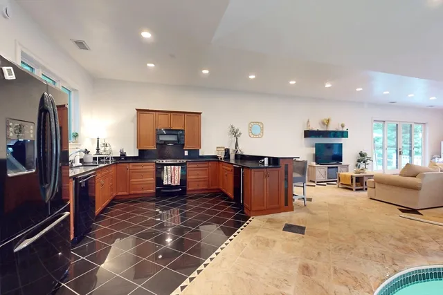 $1,790,000 | 22 Old Cambridge Turnpike, Lincoln, MA 01773