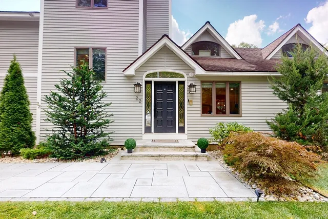 $1,790,000 | 22 Old Cambridge Turnpike, Lincoln, MA 01773