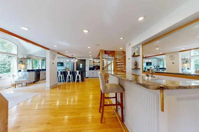 $1,790,000 | 22 Old Cambridge Turnpike, Lincoln, MA 01773