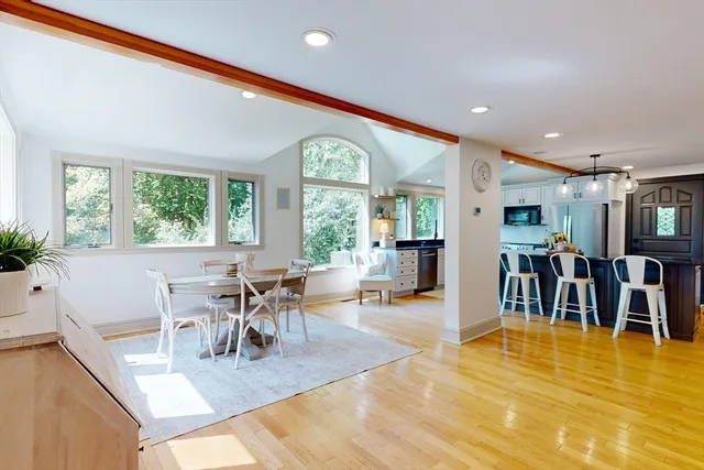 $1,790,000 | 22 Old Cambridge Turnpike, Lincoln, MA 01773