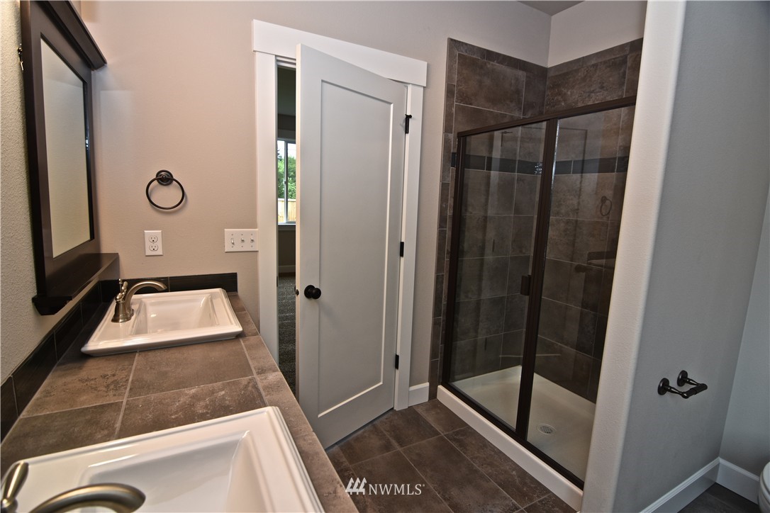 14921 Benton Loop Sumner, WA 98390 - Photo 15 of 25 Gallery Image 15