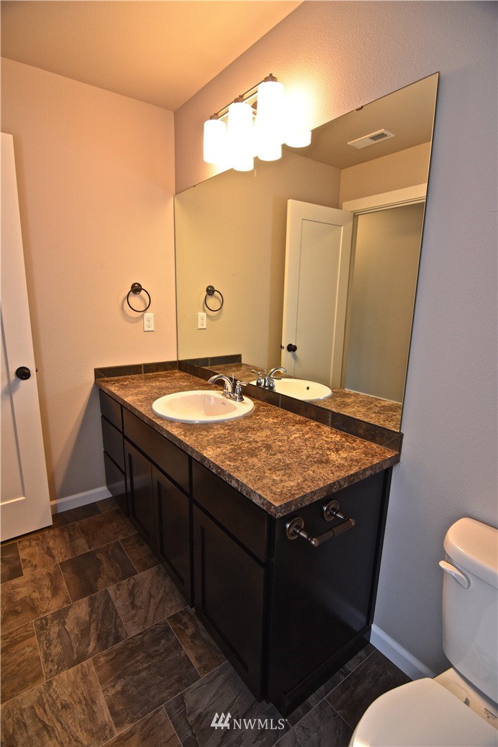 14921 Benton Loop Sumner, WA 98390 - Photo 22 of 25 Gallery Image 22