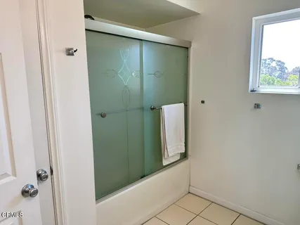 $3,595 | 2117 9th Avenue, Los Angeles, CA 90018