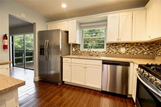 $239,000 | 6080 80th Street North, Unit 201, St. Petersburg, FL 33709