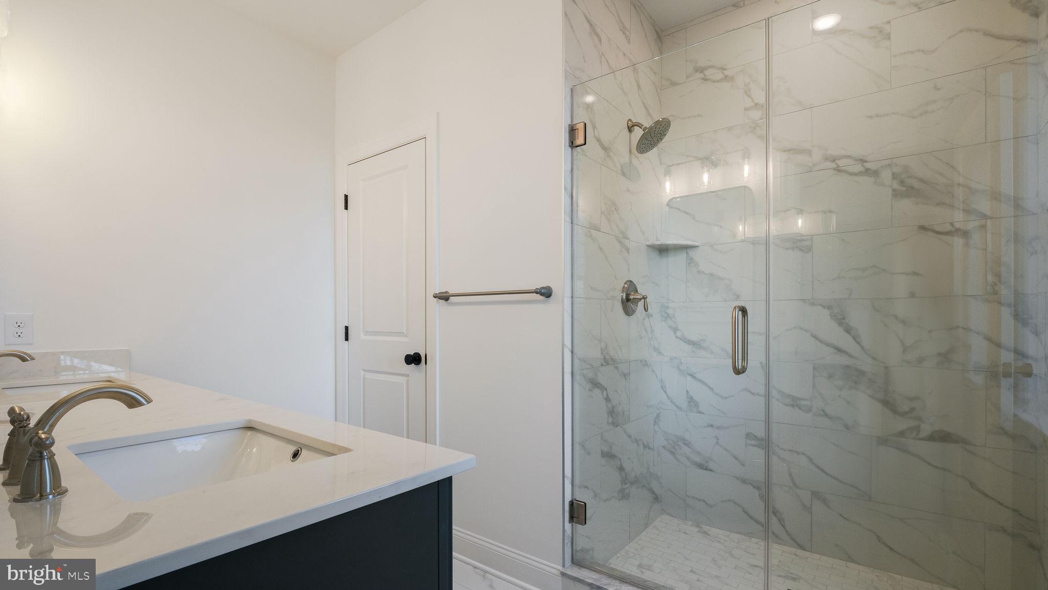 208 Foxhedge Road Chalfont, PA 18914 - Photo 18 of 29 Main Bathroom