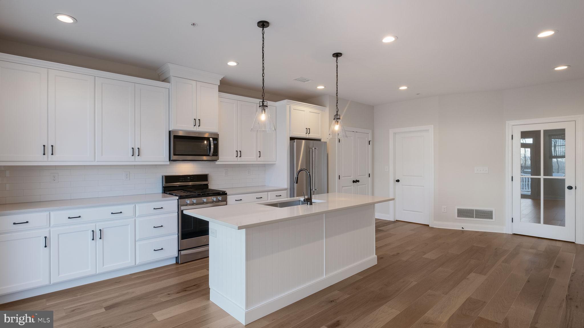 208 Foxhedge Road Chalfont, PA 18914 - Photo 7 of 29 Kitchen
