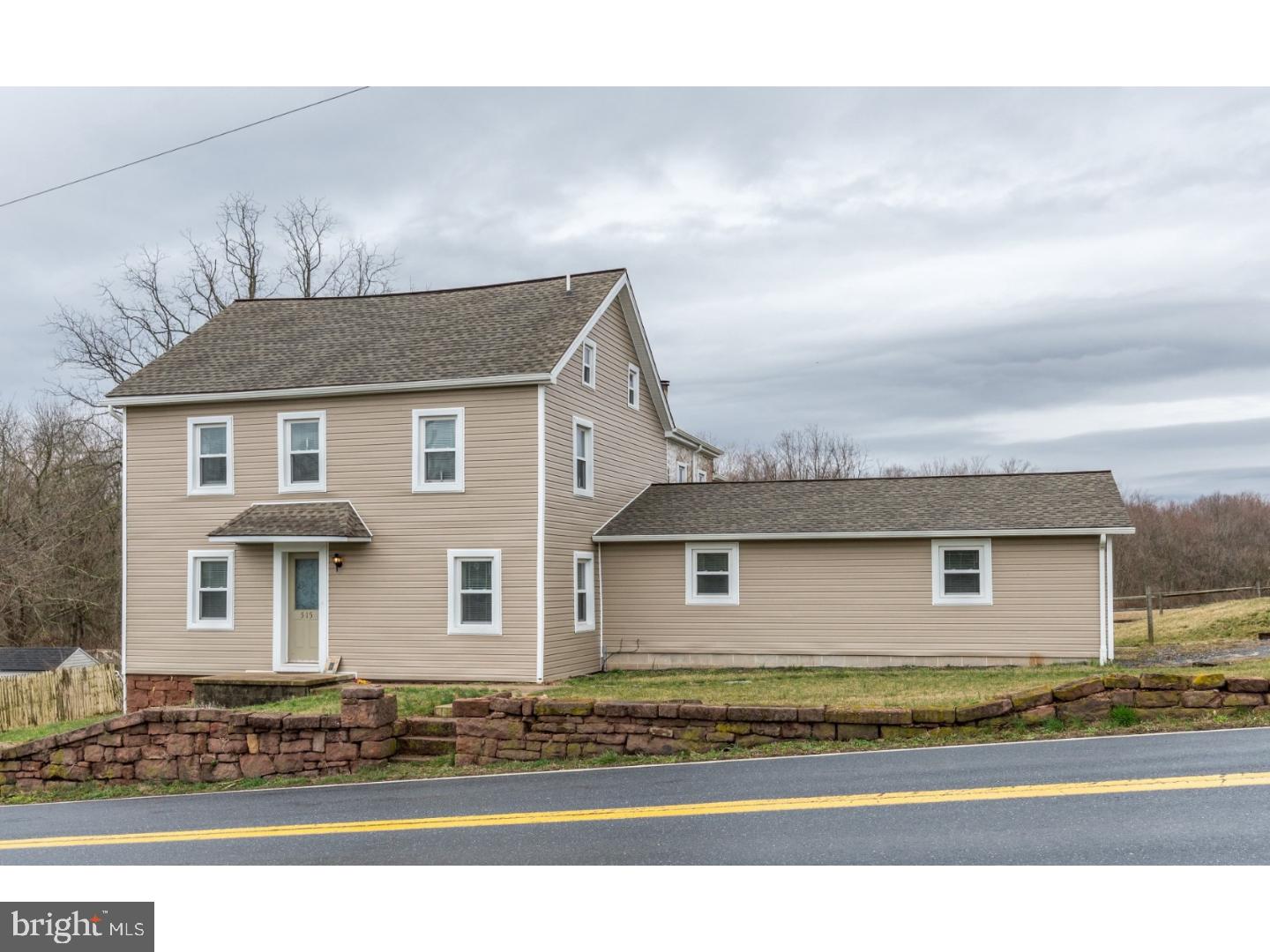 515 South Ridge Road Denver, PA 17517 - Photo 2 of 24 Exterior Front