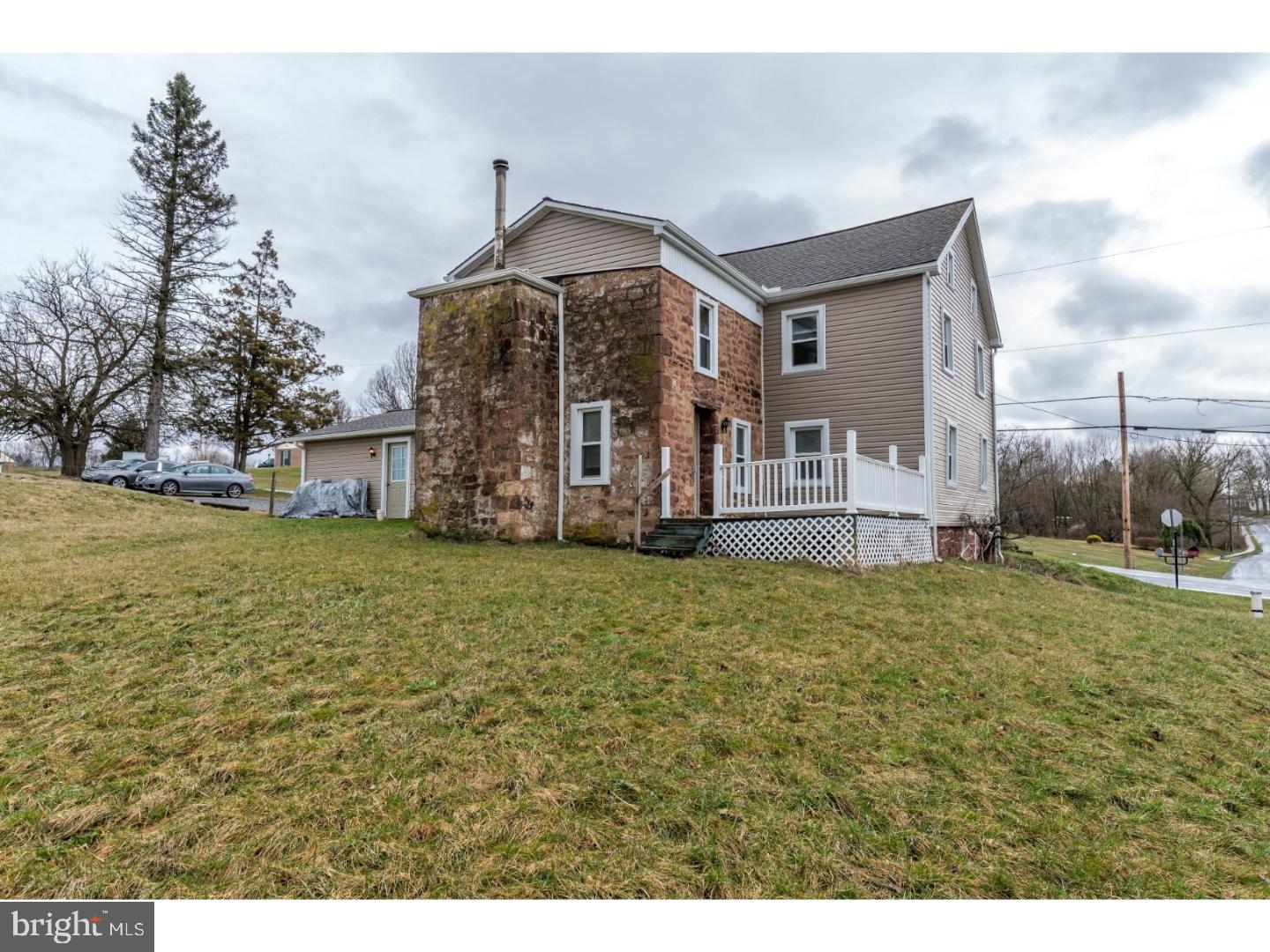 515 South Ridge Road Denver, PA 17517 - Photo 20 of 24 Exterior Back