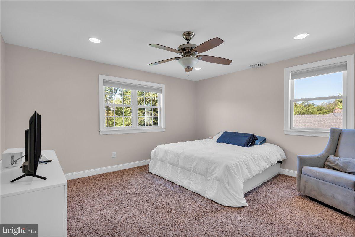 201 Sandringham Road Cherry Hill, NJ 08003 - Photo 19 of 36 Gallery Image 19