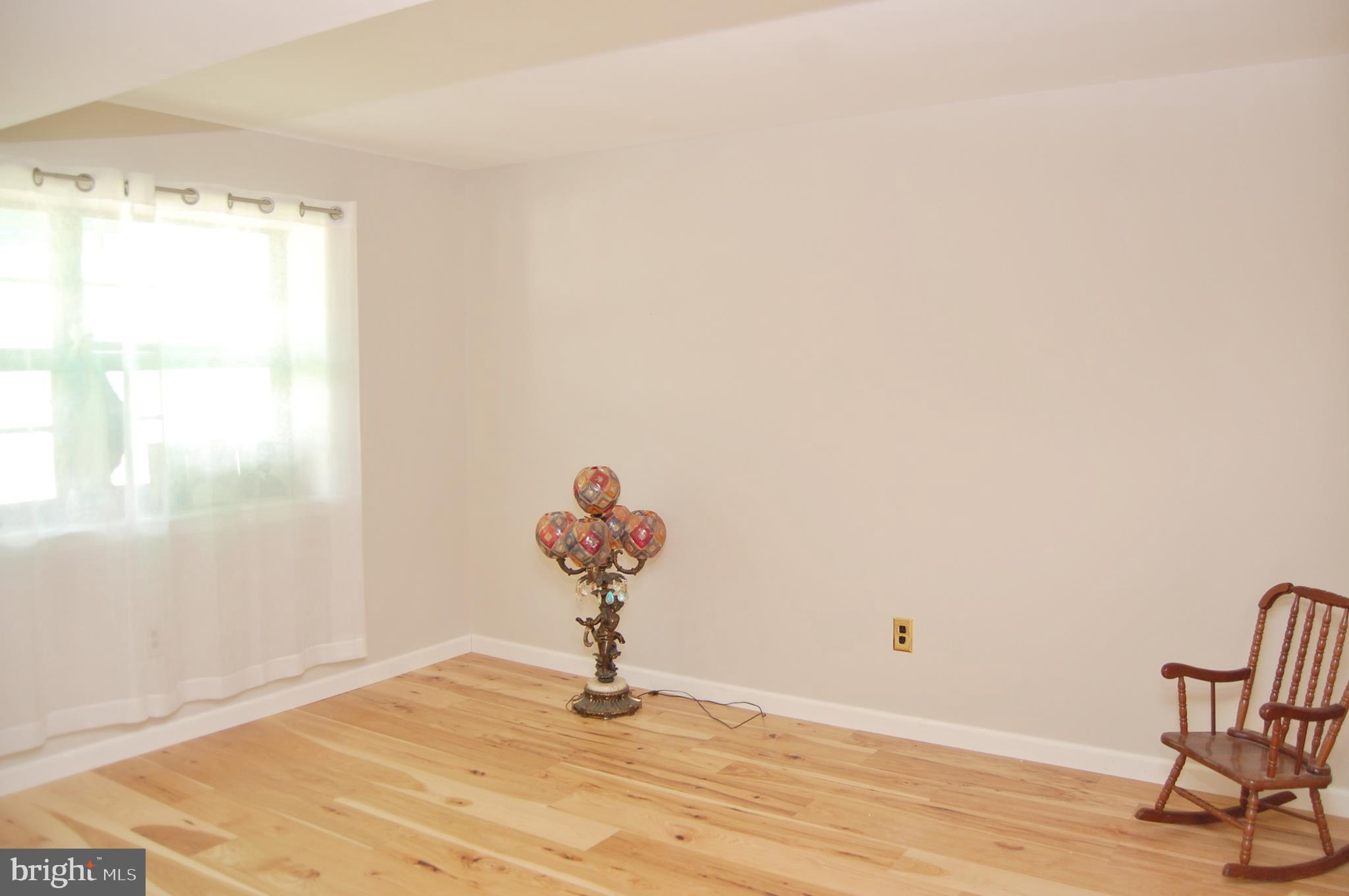 15143 Ina Drive Philadelphia, PA 19116 - Photo 29 of 34 Gallery Image 29