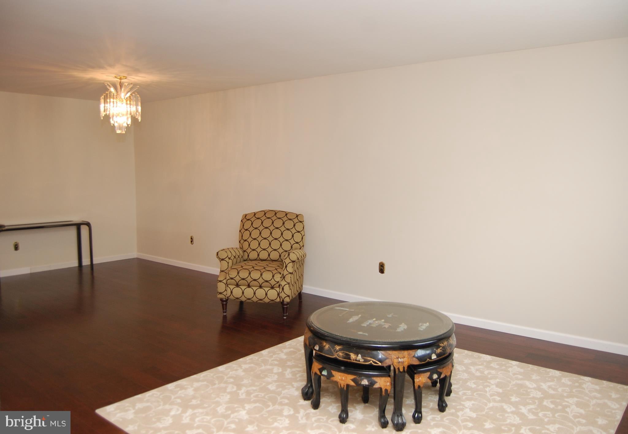 15143 Ina Drive Philadelphia, PA 19116 - Photo 8 of 34 Gallery Image 8
