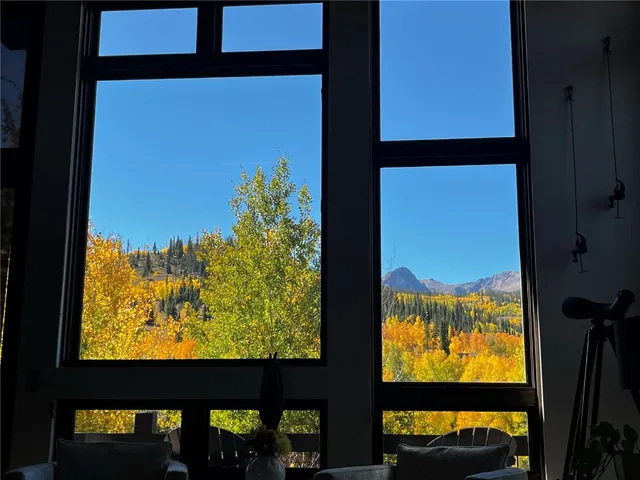 $3,499,000 | 240 Game Trail Road, Silverthorne, CO 80498