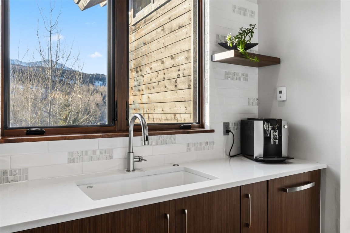 240 Game Trail Road Silverthorne, CO 80498 - Photo 10 of 50