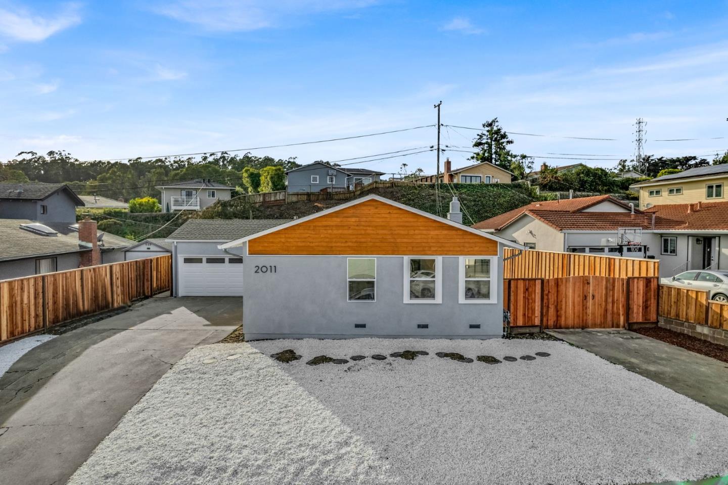 2011 Willow Way San Bruno, CA 94066 - Photo 4 of 57