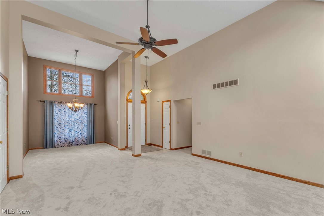 1023 Gulf Road Elyria, OH 44035 - Photo 5 of 46 Gallery Image 5
