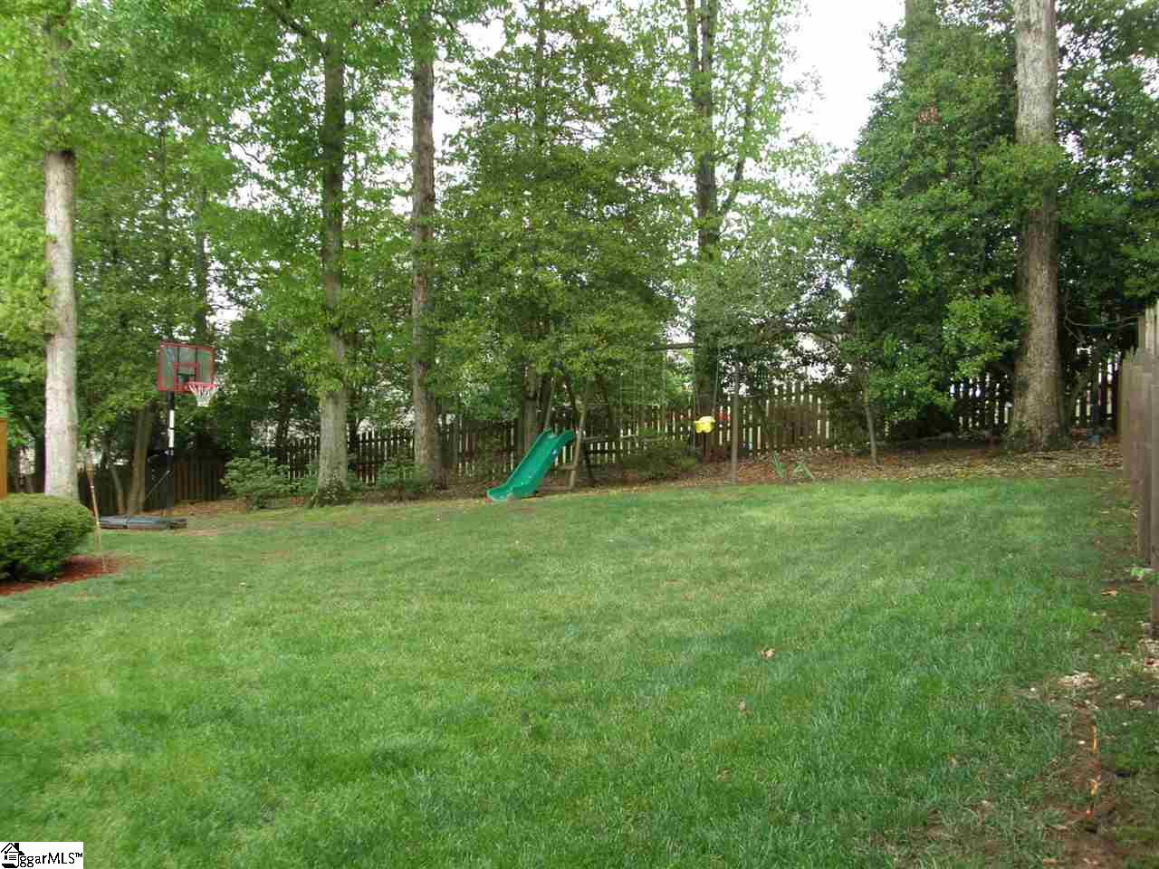 24 Bentley Way Greer, SC 29650 - Photo 2 of 35 Gallery Image 2