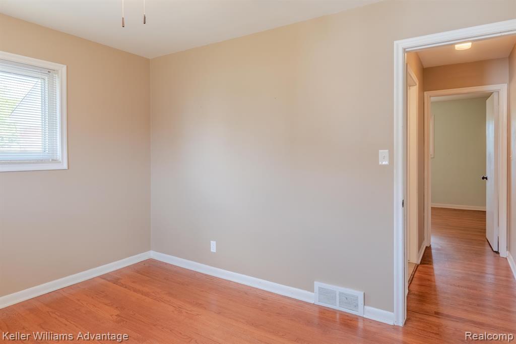 33401 Defour Drive Sterling Heights, MI 48310 - Photo 19 of 38