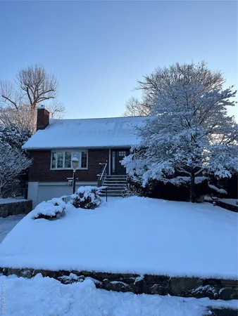$7,500 | 4 Knollwood Road, Eastchester, NY 10709