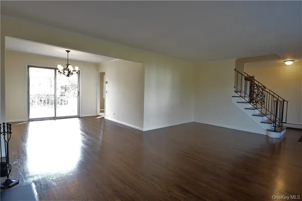 $7,500 | 4 Knollwood Road, Eastchester, NY 10709