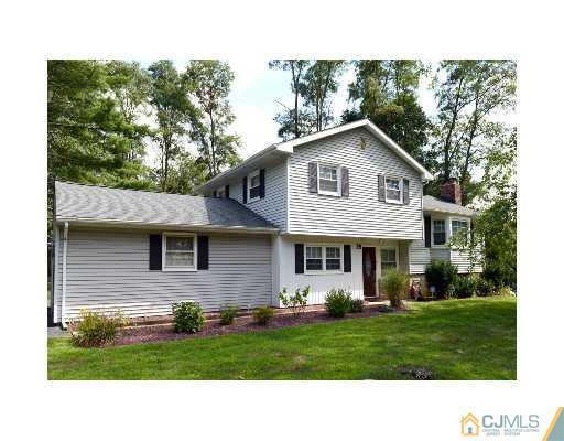28 Clearview Road East Brunswick, NJ 08816 - Photo 1 of 10 Gallery Image 1