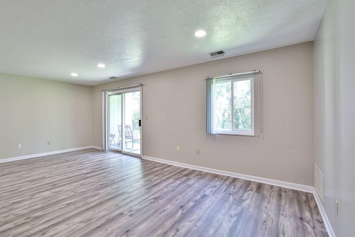 3353 Alpine Place, Unit 11 Cheviot, OH 45211 - Photo 8 of 26