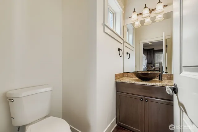 $910,000 | 3635 Evanston Avenue North, Unit B, Seattle, WA 98103