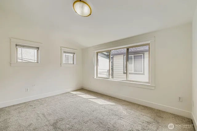 $910,000 | 3635 Evanston Avenue North, Unit B, Seattle, WA 98103