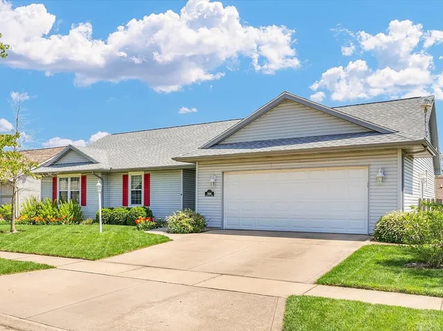 a front view of house with yard