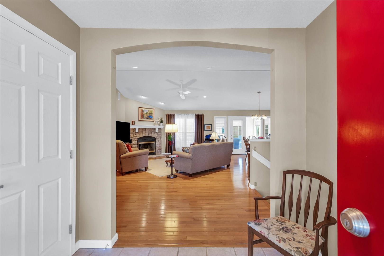 3204 Ridge Park Road Urbana, IL 61802 - Photo 6 of 56 a living room with furniture and a flat screen tv