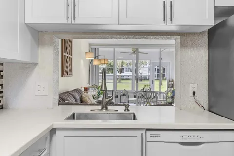 $197,500 | 9410 Poinciana Place, Unit 108, Davie, FL 33324