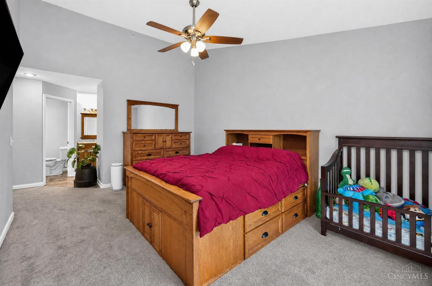 4350 Regency Ridge Court, Unit 304 Cincinnati, OH 45248 - Photo 21 of 46 Gallery Image 21