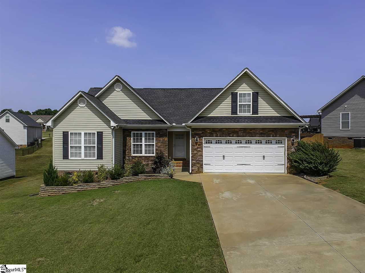 120 Harvest Ridge Drive Inman, SC 29349 - Photo 1 of 35