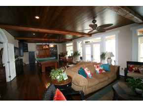2744 Devault Bridge Road Piney Flats, TN 37686 - Photo 6 of 24 Living Room