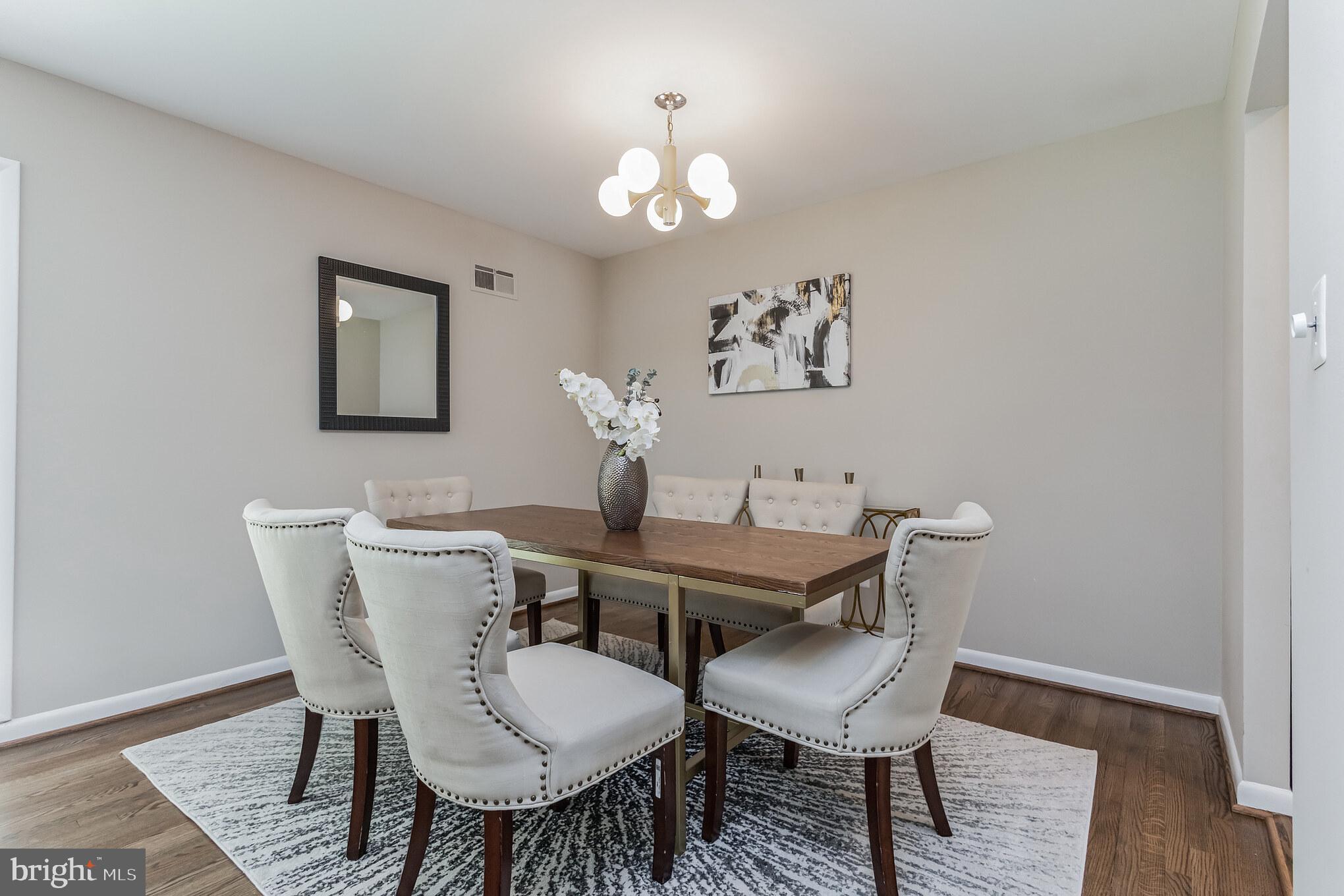 10610 Glenwild Road Silver Spring, MD 20901 - Photo 7 of 31 Separate dining room