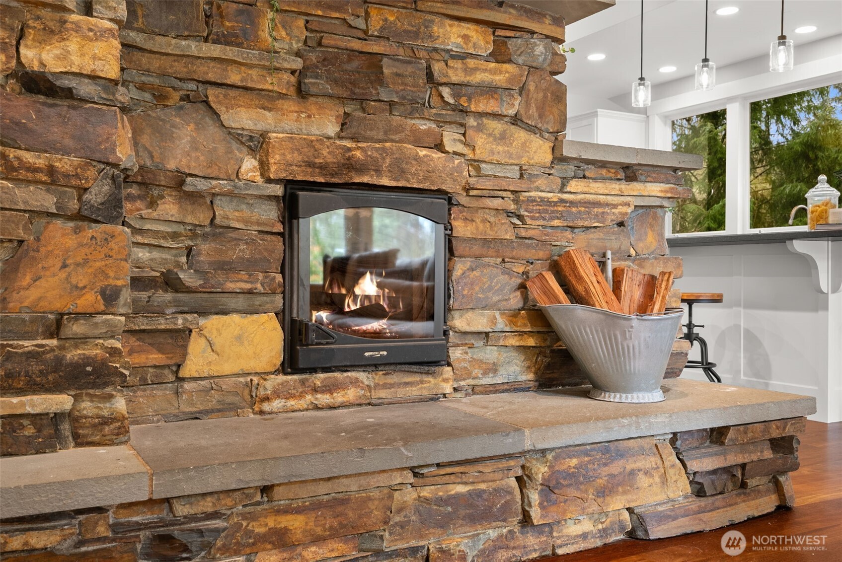 8803 Northeast Koura Road Bainbridge Island, WA 98110 - Photo 13 of 38