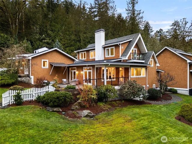 $2,150,000 | 8803 Northeast Koura Road, Bainbridge Island, WA 98110