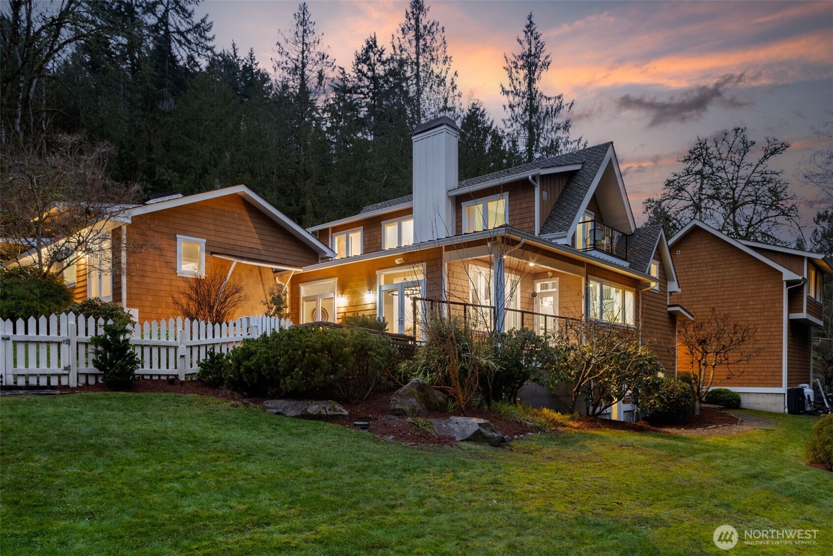 8803 Northeast Koura Road Bainbridge Island, WA 98110 - Photo 38 of 38