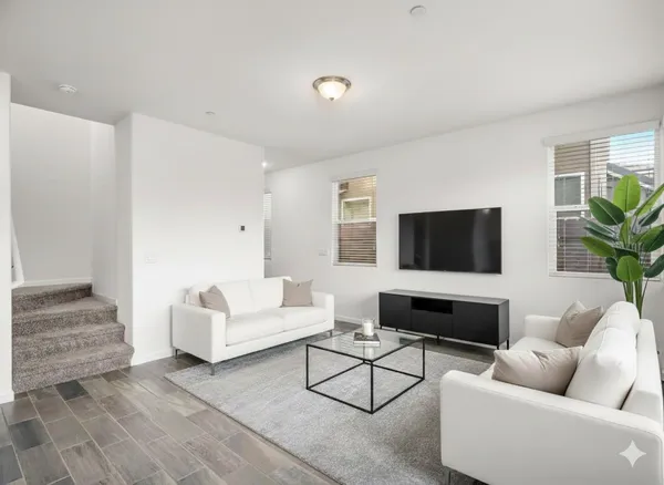 $405,000 | 1913 Oak Lane, Clovis, CA 93611