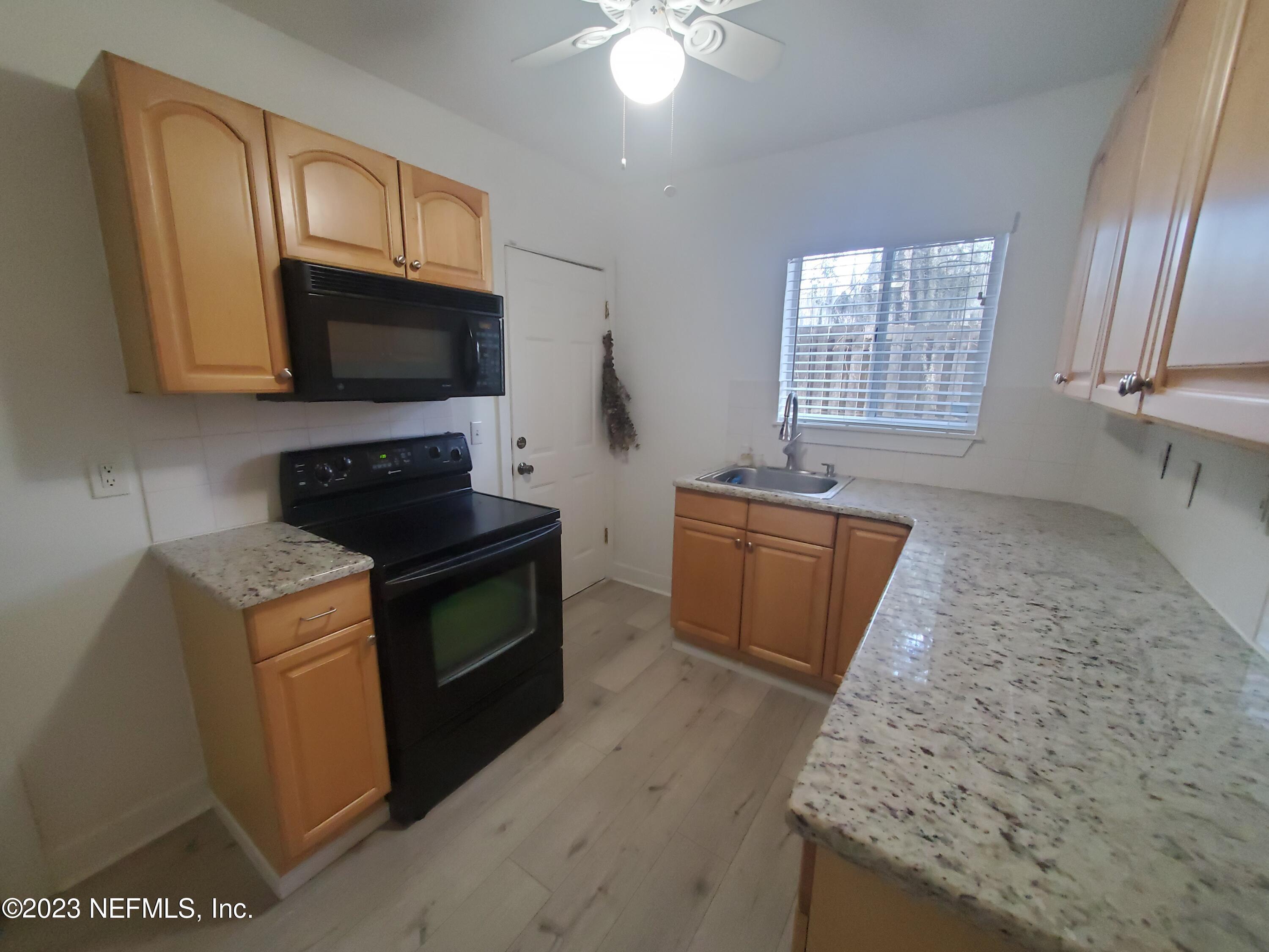 2159 Riverside Avenue, Unit 1 Jacksonville, FL 32204 - Photo 7 of 29 kitchen
