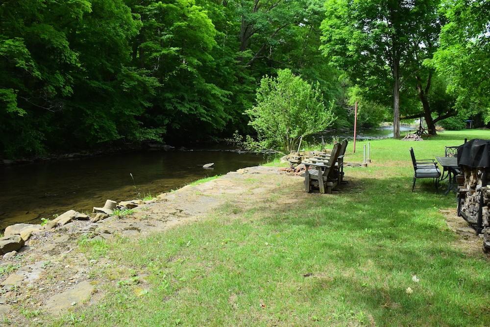 546 Nebo Road Champion, PA 15622 - Photo 7 of 25