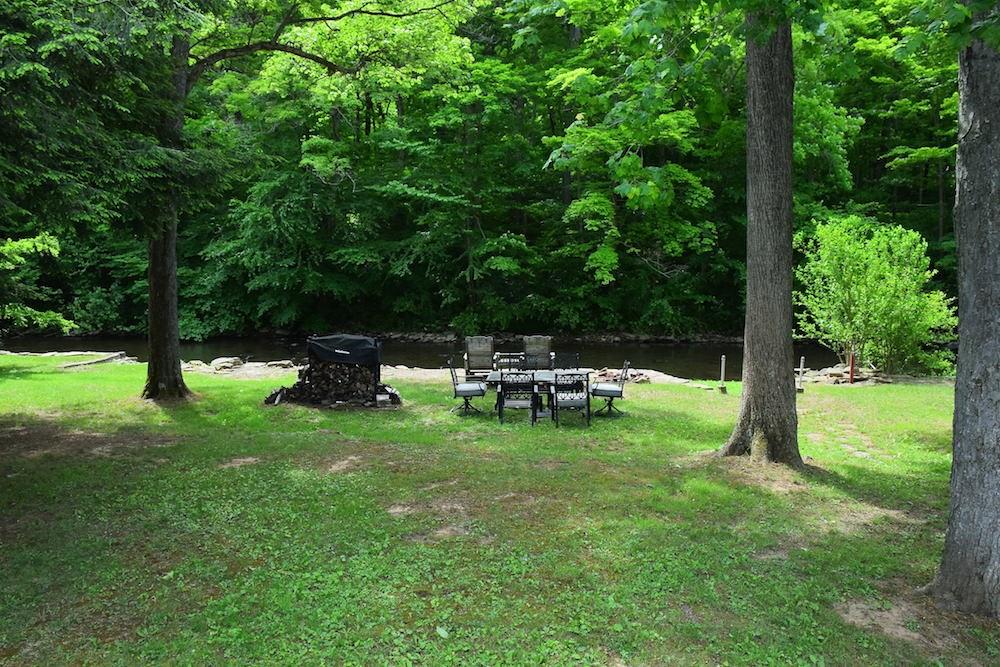 546 Nebo Road Champion, PA 15622 - Photo 8 of 25