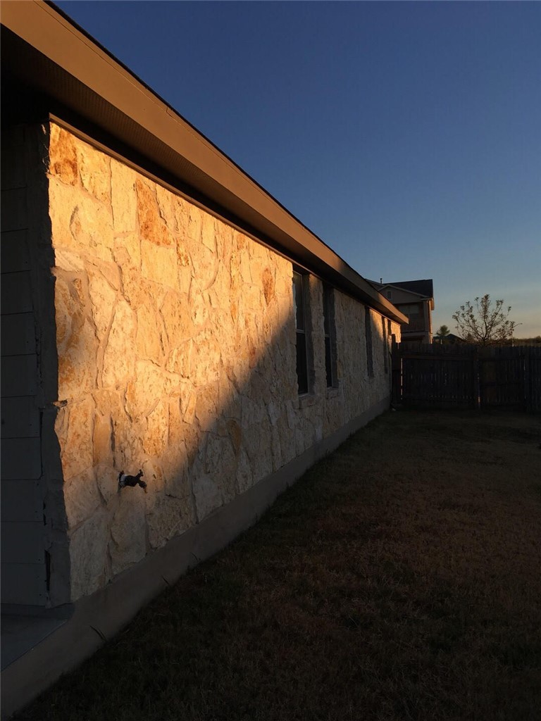 117 Antelope Plains Road Buda, TX 78610 - Photo 24 of 24 Gallery Image 24