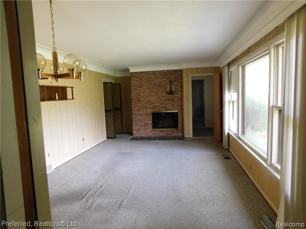 25408 Farmbrook Road Southfield, MI 48034 - Photo 19 of 74 DSCN0190.JPG